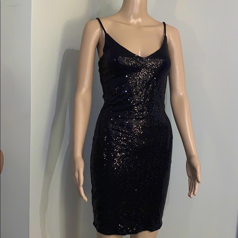 Black sequin party dress